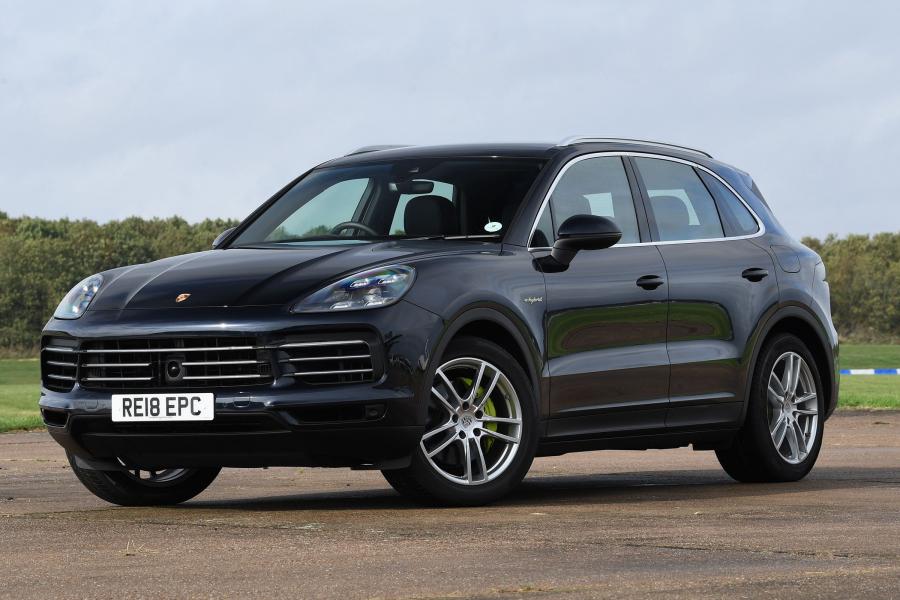 Porsche Cayenne E-Hybrid (PO536) (UK) '2018